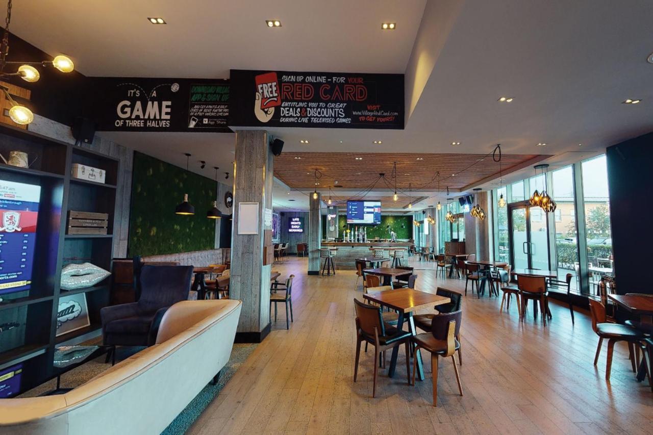 Village Hotel Manchester Ashton Zewnętrze zdjęcie