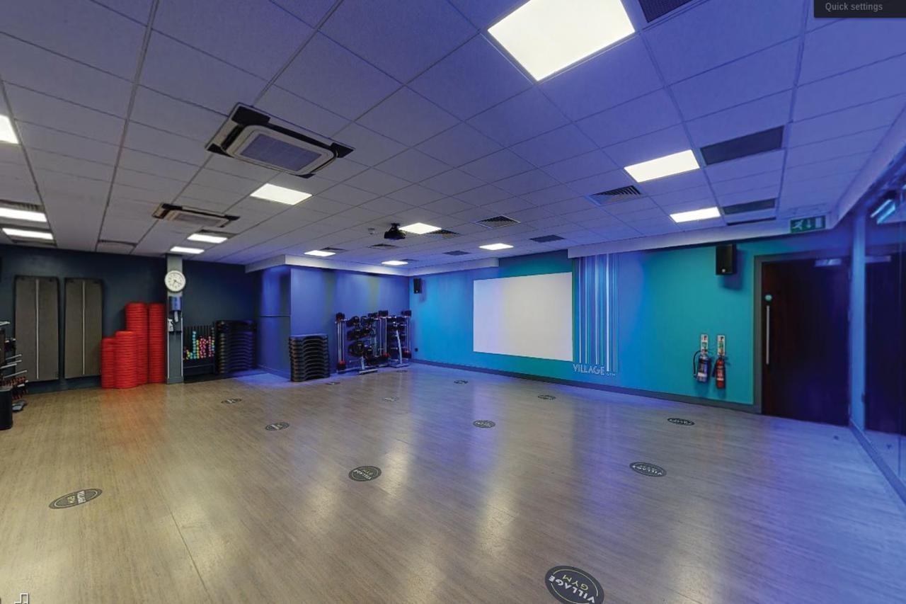 Village Hotel Manchester Ashton Zewnętrze zdjęcie