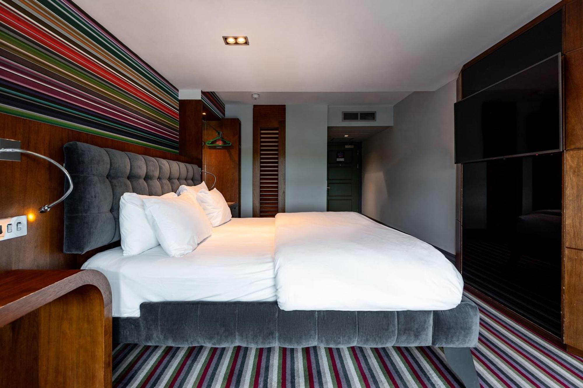 Village Hotel Manchester Ashton Zewnętrze zdjęcie