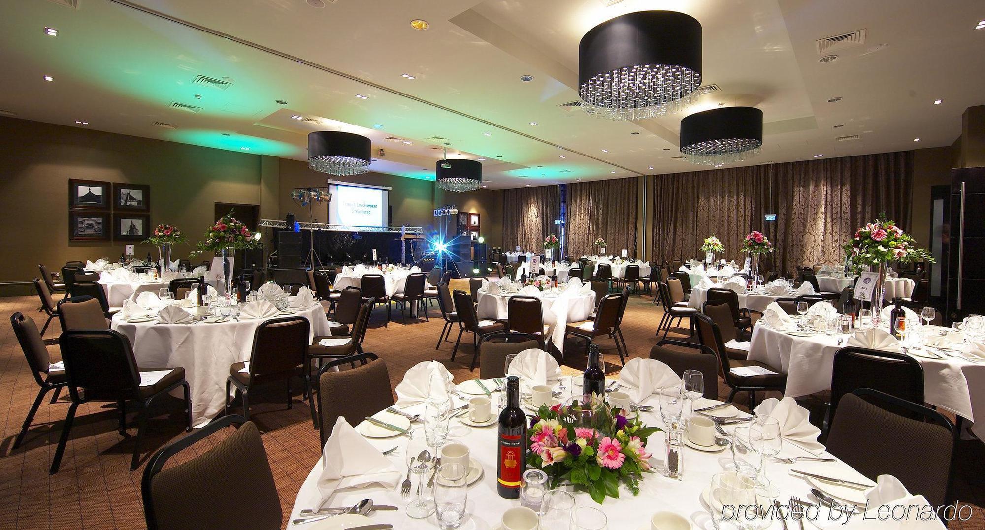 Village Hotel Manchester Ashton Zewnętrze zdjęcie