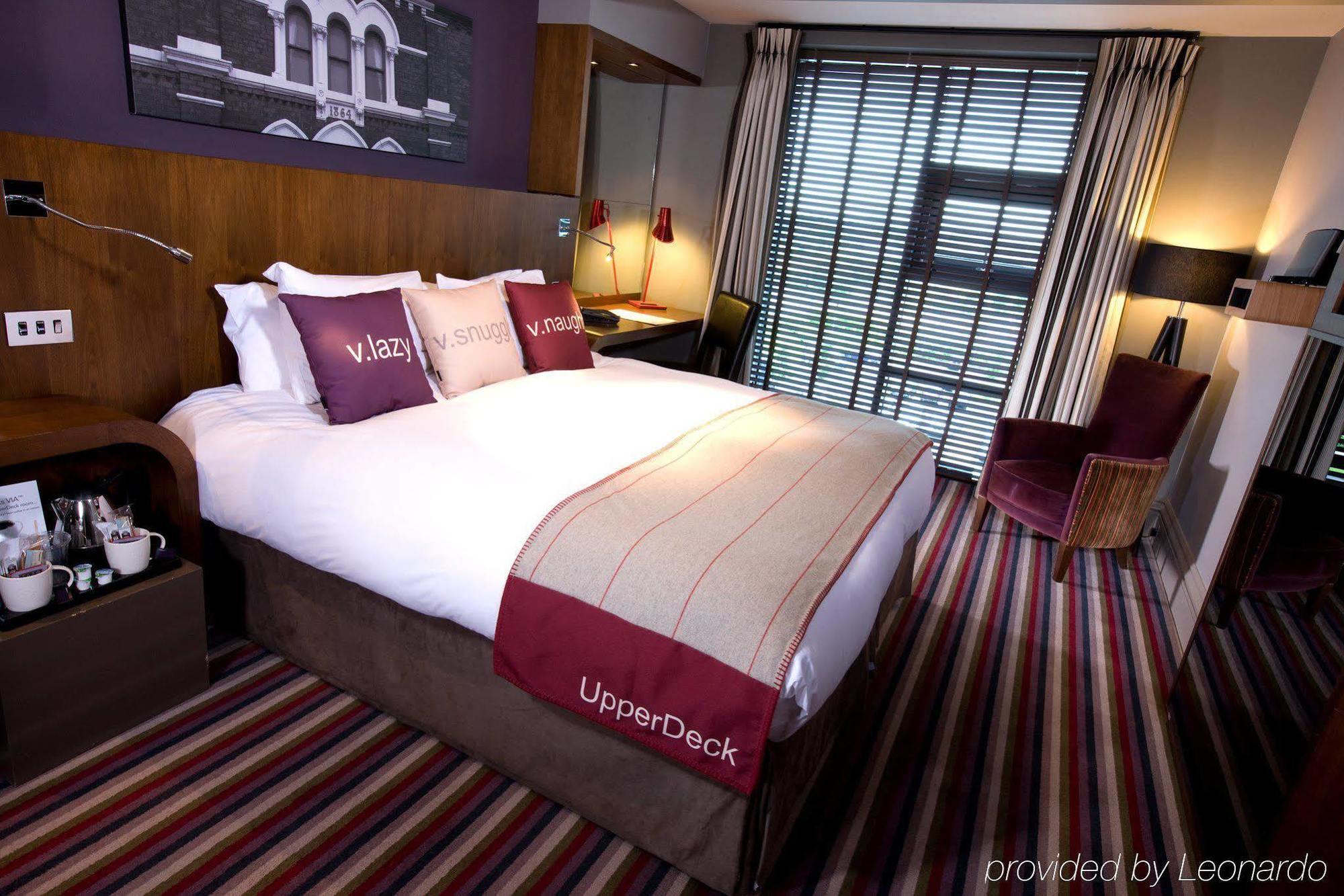Village Hotel Manchester Ashton Zewnętrze zdjęcie
