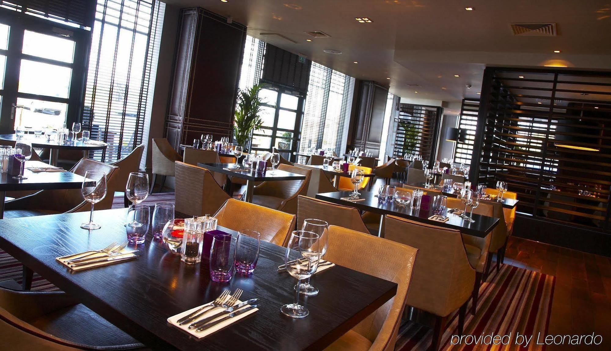 Village Hotel Manchester Ashton Zewnętrze zdjęcie