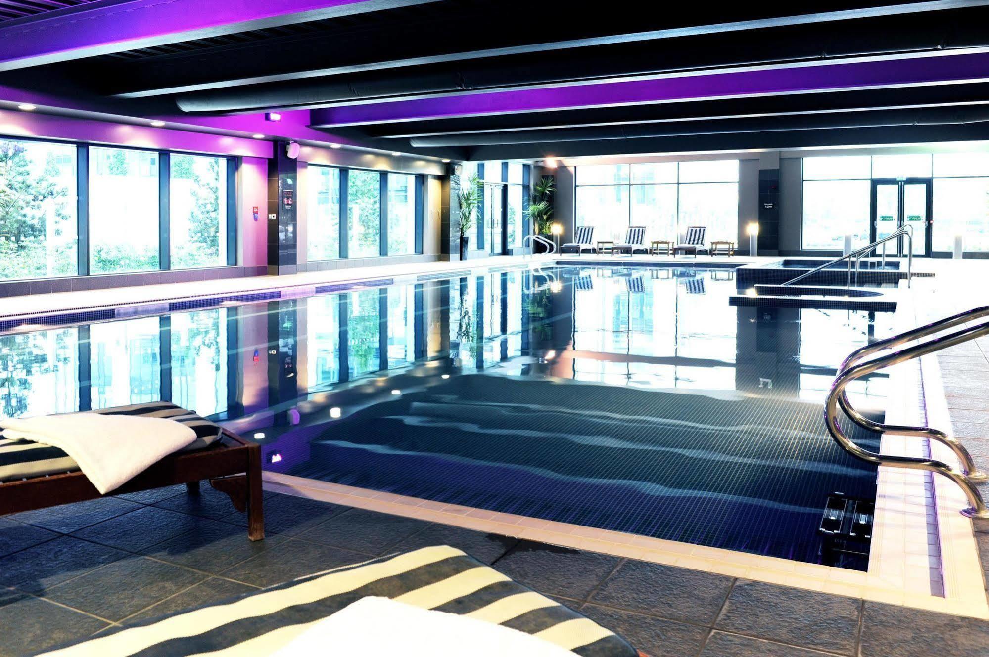 Village Hotel Manchester Ashton Zewnętrze zdjęcie