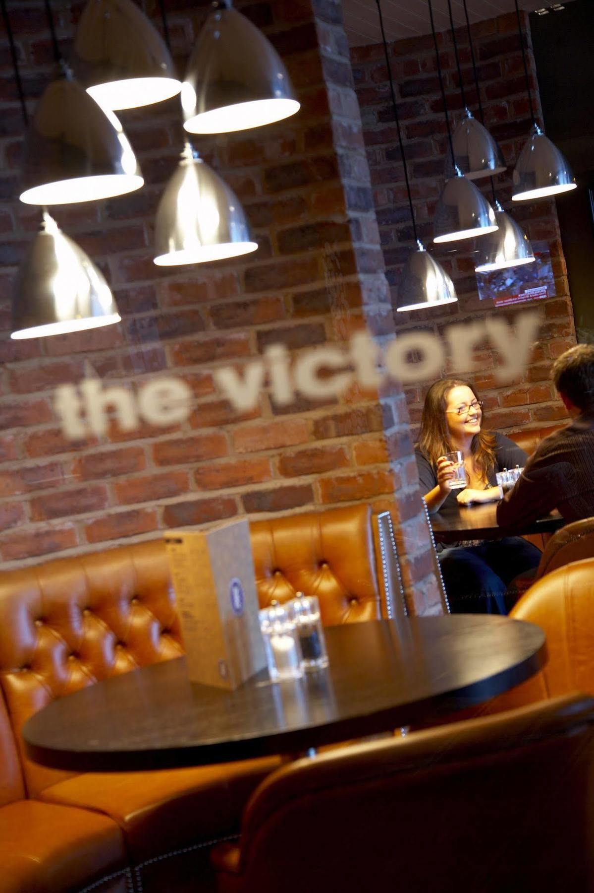 Village Hotel Manchester Ashton Zewnętrze zdjęcie